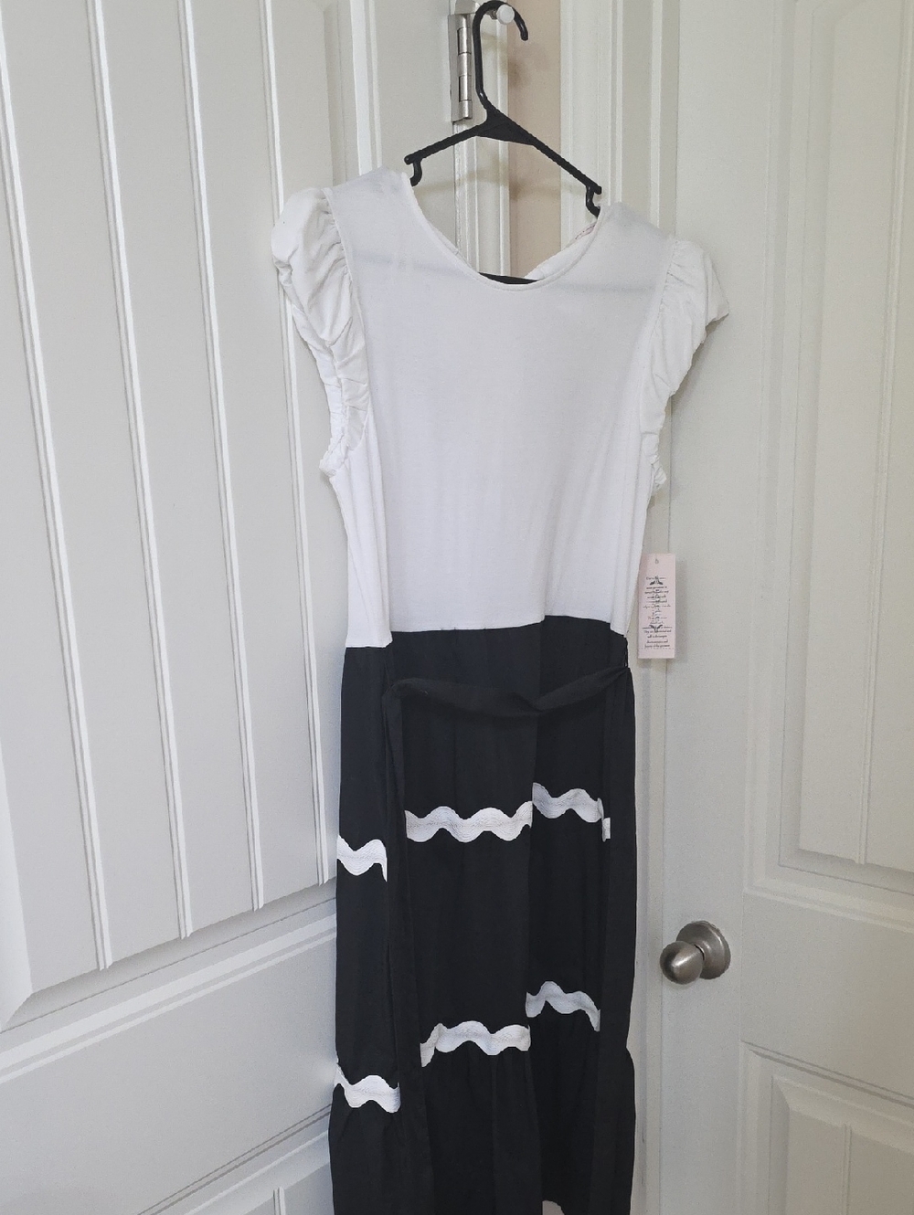 Madewell White and Black Tiered Midi Dress